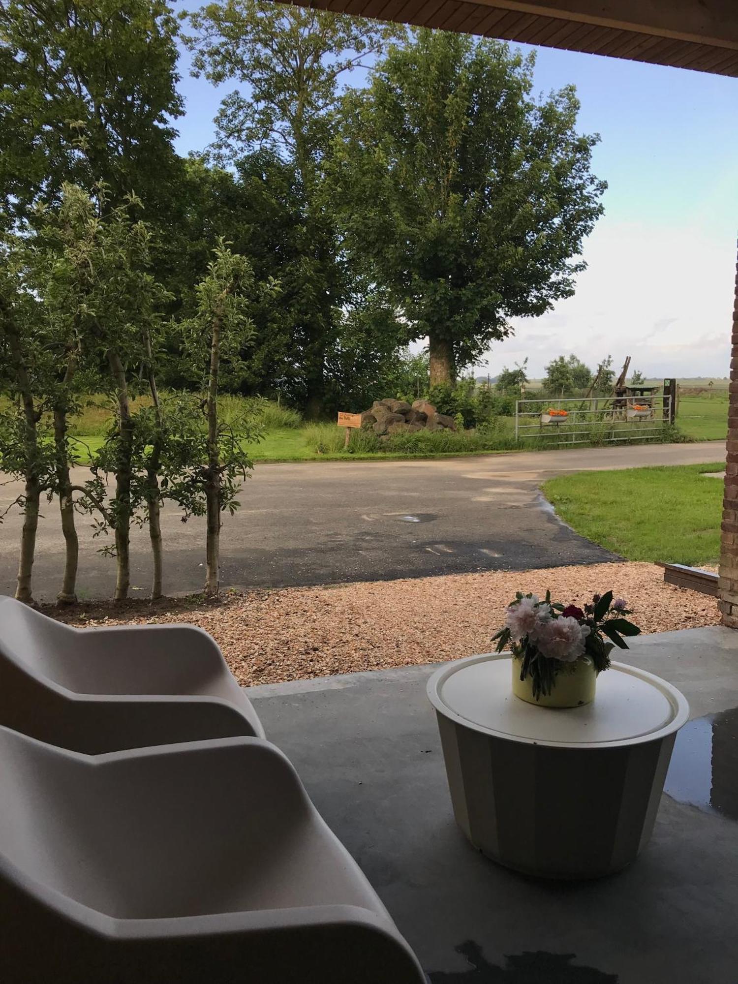 クラヒェンブルフ Bed En Brood In De Kapschuur - Boerderij De Zuiderkrib Bed & Breakfast エクステリア 写真
